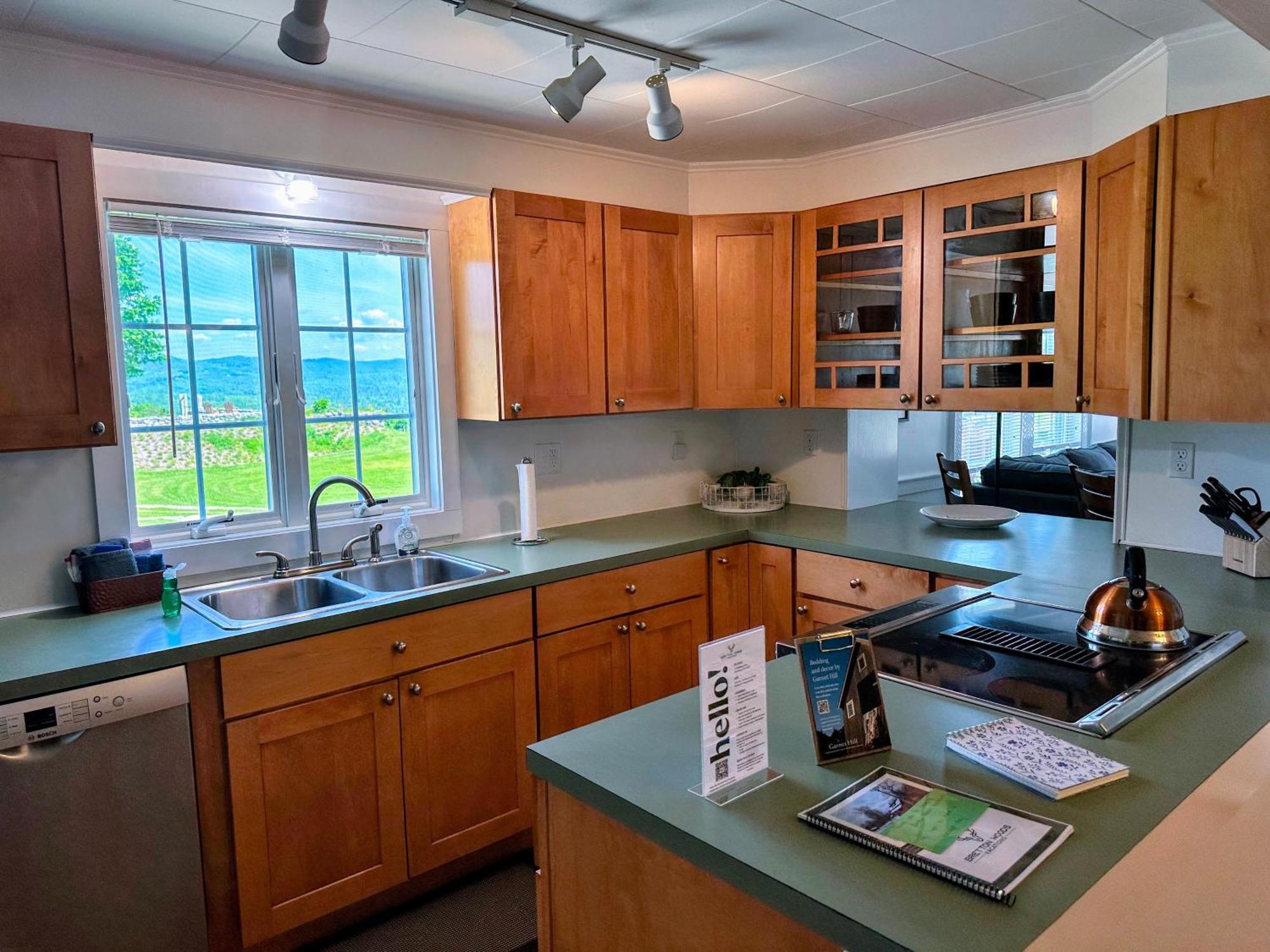 Experience The Rocks Estate Like Never Before With A Stay At The Gardeners Cottage! Bethlehem Exterior photo